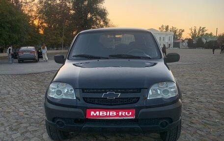 Chevrolet Niva I рестайлинг, 2009 год, 399 999 рублей, 1 фотография