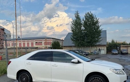 Toyota Camry, 2014 год, 1 330 000 рублей, 4 фотография