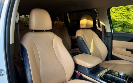 KIA Carnival, 2021 год, 4 250 000 рублей, 20 фотография