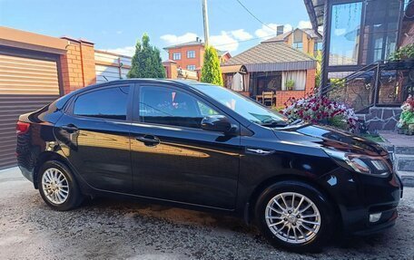 KIA Rio III рестайлинг, 2017 год, 1 222 000 рублей, 3 фотография