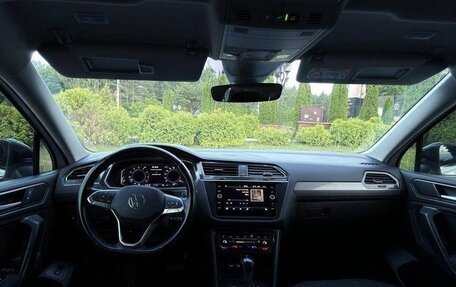 Volkswagen Tiguan II, 2022 год, 2 800 000 рублей, 7 фотография
