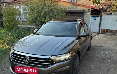 Volkswagen Jetta VII, 2020 год, 1 960 000 рублей, 2 фотография
