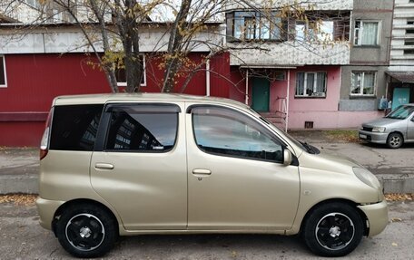 Toyota FunCargo, 2001 год, 330 000 рублей, 2 фотография