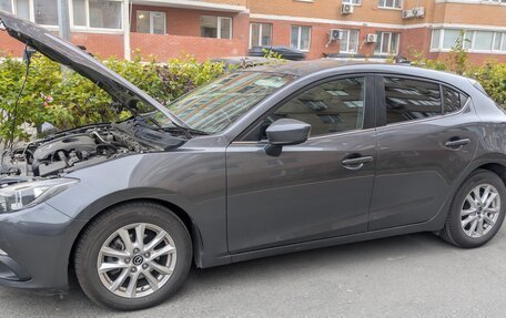 Mazda Axela, 2015 год, 1 000 000 рублей, 2 фотография