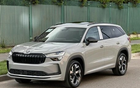 Skoda Kodiaq, 2025 год, 6 490 000 рублей, 2 фотография