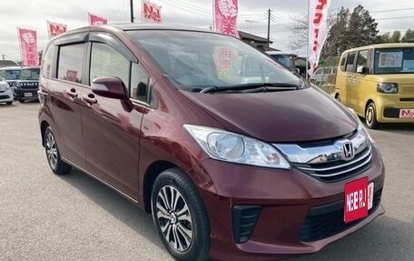 Honda Freed I, 2015 год, 880 000 рублей, 3 фотография