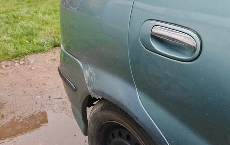 Nissan Almera Tino i, 2000 год, 190 000 рублей, 4 фотография