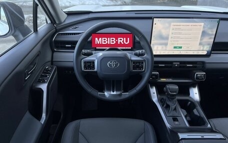 Toyota RAV4, 2026 год, 4 350 000 рублей, 10 фотография