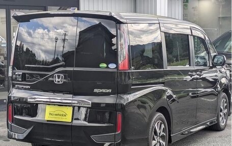 Honda Stepwgn IV рестайлинг, 2019 год, 1 770 000 рублей, 6 фотография
