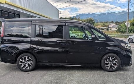 Honda Stepwgn IV рестайлинг, 2019 год, 1 770 000 рублей, 7 фотография