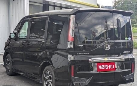 Honda Stepwgn IV рестайлинг, 2019 год, 1 770 000 рублей, 5 фотография