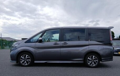 Honda Stepwgn IV рестайлинг, 2020 год, 1 850 000 рублей, 6 фотография