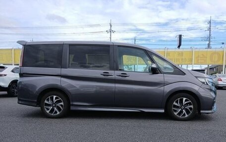 Honda Stepwgn IV рестайлинг, 2020 год, 1 850 000 рублей, 5 фотография