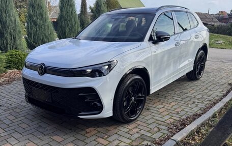 Volkswagen Tiguan, 2026 год, 4 930 000 рублей, 1 фотография