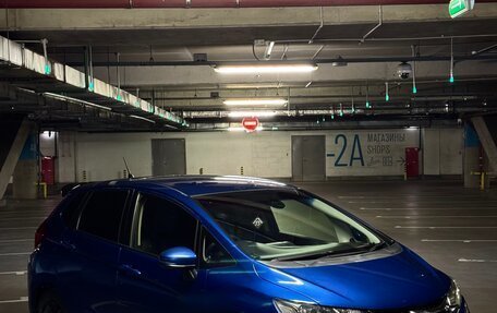 Honda Fit III, 2017 год, 900 000 рублей, 5 фотография