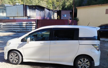 Honda Freed I, 2012 год, 1 150 000 рублей, 3 фотография