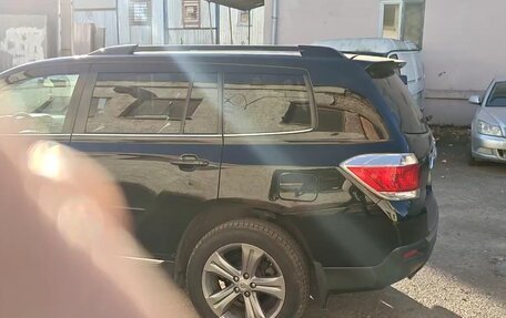Toyota Highlander III, 2010 год, 1 850 000 рублей, 4 фотография