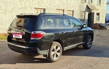 Toyota Highlander III, 2010 год, 1 850 000 рублей, 5 фотография