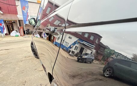 Land Rover Range Rover IV рестайлинг, 2014 год, 2 980 000 рублей, 7 фотография