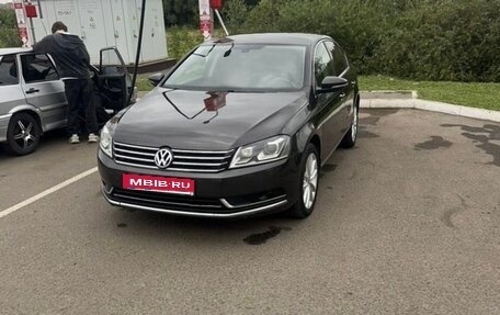 Volkswagen Passat B7, 2011 год, 750 000 рублей, 1 фотография