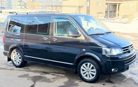 Volkswagen Multivan T5, 2013 год, 2 600 000 рублей, 4 фотография