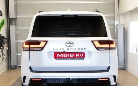 Toyota Land Cruiser, 2021 год, 8 750 000 рублей, 5 фотография