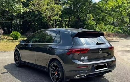 Volkswagen Golf VIII, 2023 год, 1 950 000 рублей, 4 фотография