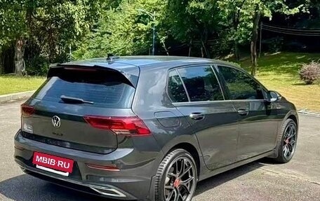 Volkswagen Golf VIII, 2023 год, 1 950 000 рублей, 6 фотография