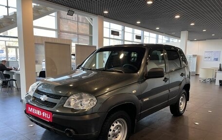 Chevrolet Niva I рестайлинг, 2017 год, 830 000 рублей, 7 фотография