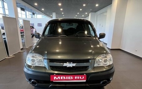 Chevrolet Niva I рестайлинг, 2017 год, 830 000 рублей, 8 фотография