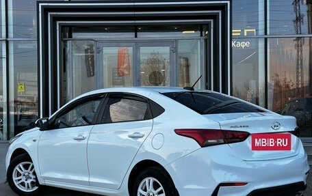 Hyundai Solaris II рестайлинг, 2018 год, 1 025 000 рублей, 5 фотография
