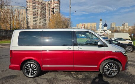 Volkswagen Multivan T6 рестайлинг, 2021 год, 6 700 000 рублей, 3 фотография