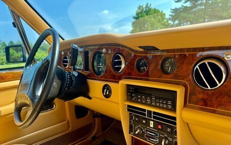 Rolls-Royce Silver Spirit Mark III, 1991 год, 3 450 000 рублей, 6 фотография