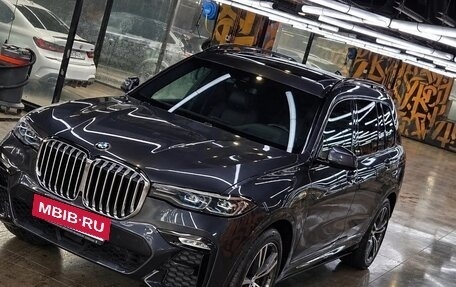 BMW X7, 2021 год, 7 000 000 рублей, 4 фотография
