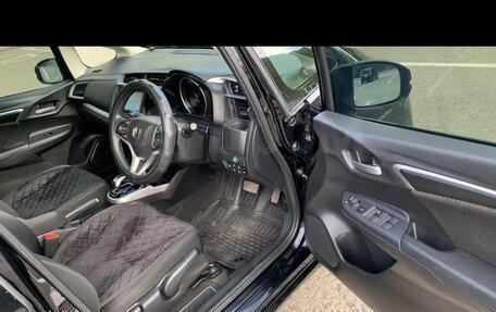 Honda Fit III, 2019 год, 1 300 000 рублей, 2 фотография