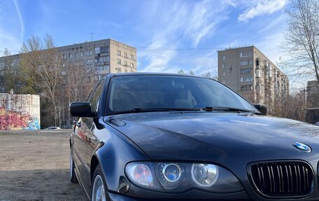 BMW 3 серия, 2004 год, 890 000 рублей, 8 фотография