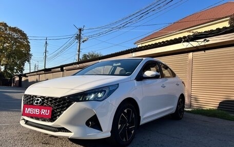 Hyundai Solaris II рестайлинг, 2021 год, 1 770 000 рублей, 3 фотография