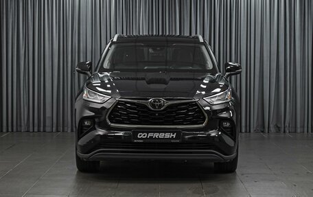 Toyota Highlander, 2021 год, 4 998 000 рублей, 3 фотография