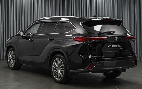 Toyota Highlander, 2021 год, 4 998 000 рублей, 2 фотография