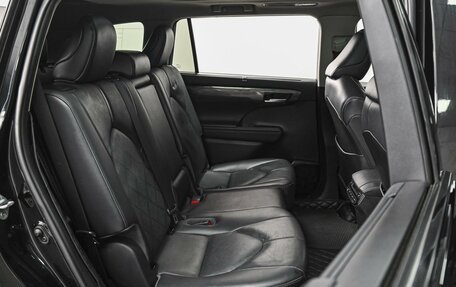 Toyota Highlander, 2021 год, 4 998 000 рублей, 7 фотография