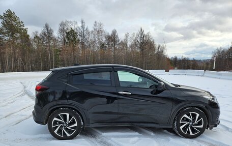 Honda Vezel, 2020 год, 1 940 000 рублей, 5 фотография