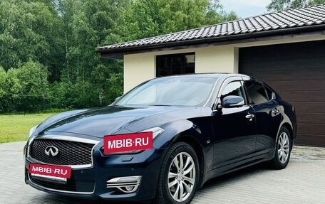 Infiniti Q70 I, 2017 год, 2 700 000 рублей, 2 фотография