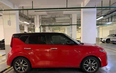 KIA Soul II рестайлинг, 2019 год, 1 950 000 рублей, 3 фотография