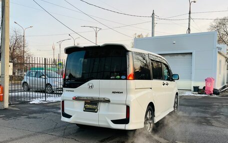 Honda Stepwgn IV рестайлинг, 2017 год, 1 999 000 рублей, 6 фотография