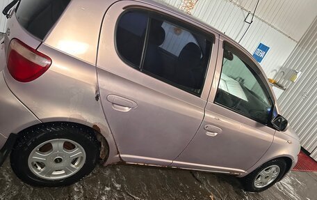 Toyota Vitz, 2000 год, 280 000 рублей, 2 фотография