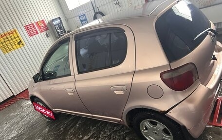 Toyota Vitz, 2000 год, 280 000 рублей, 3 фотография