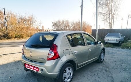 Renault Sandero I, 2012 год, 445 000 рублей, 3 фотография
