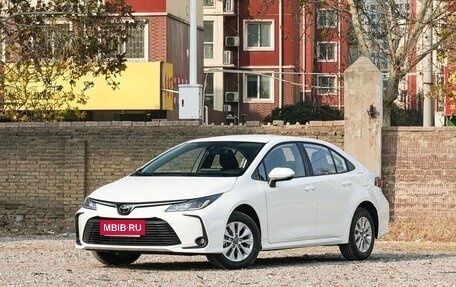 Toyota Corolla, 2022 год, 1 400 000 рублей, 2 фотография