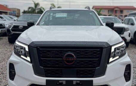 Nissan Navara (Frontier), 2026 год, 3 990 000 рублей, 3 фотография