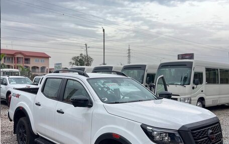 Nissan Navara (Frontier), 2026 год, 3 990 000 рублей, 2 фотография